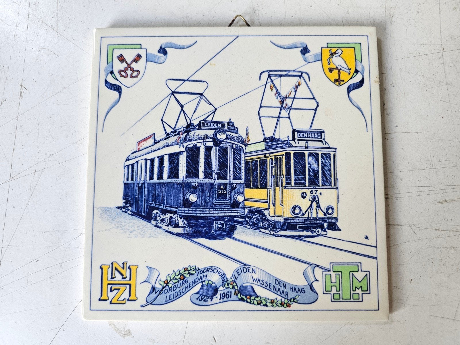 Delfts Blauw Tegeltje HTM Tram Spoorwegen Leiden Den Haag, Verzamelen, Ophalen of Verzenden, Gebruikt, Tram, Overige typen