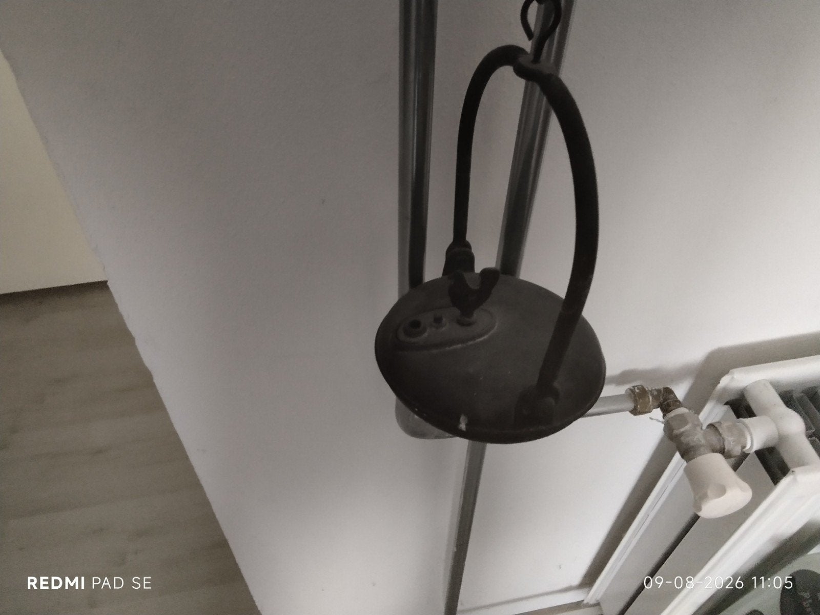 Antieke olielamp met haak - Spaans design, Antiek en Kunst, Ophalen of Verzenden