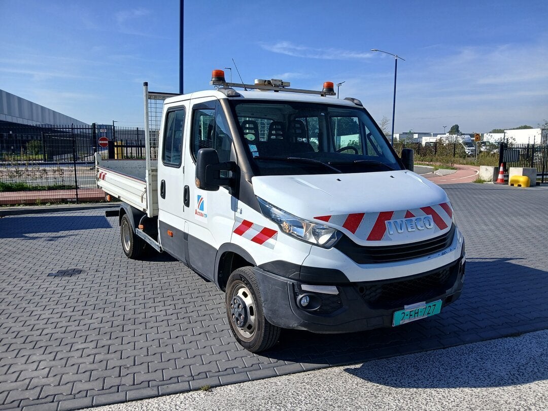 Iveco Daily 35C15 Kiepwagen, Dubbele Cabine, Dubbel Wiel 201, Gebruikt, Euro 6, 4 cilinders, Wit