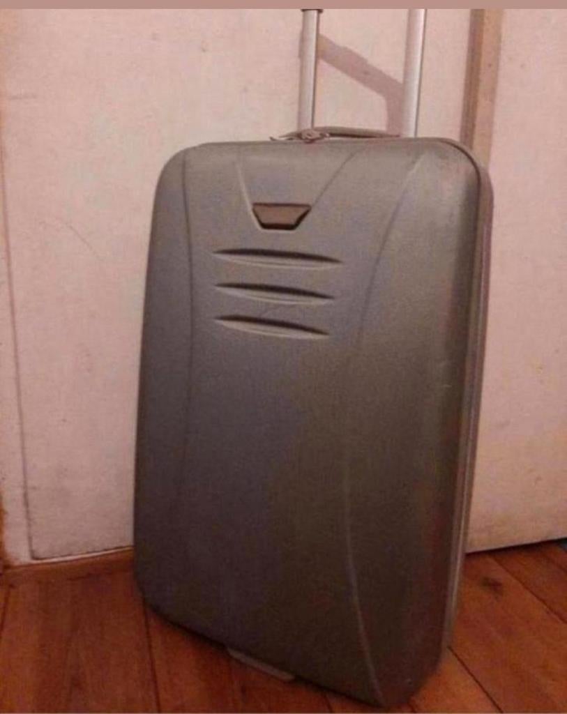 Te koop, LTV merk hard kunststof reiskoffer /Baggage, Ophalen, Hard kunststof