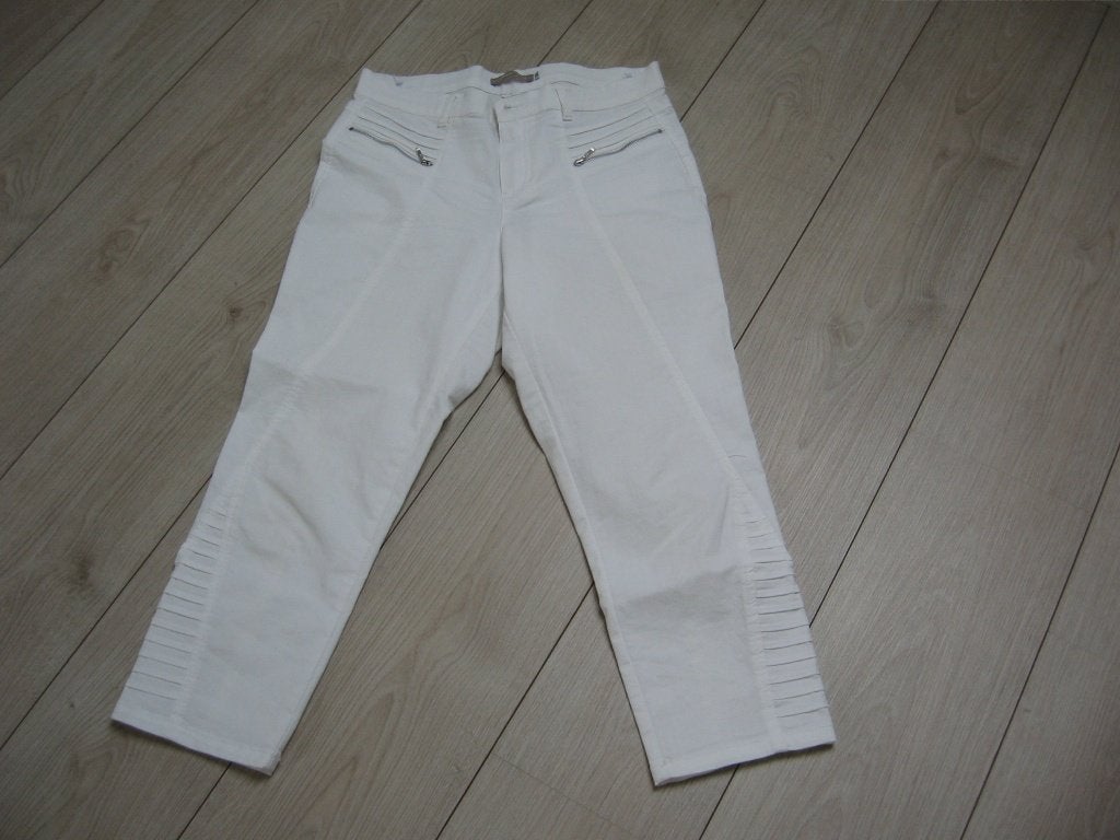 Excl driekwart dames broek wit 38 leuke naden detaills €5.-, Maat 38/40 (M), Wit, Nieuw, Ophalen of Verzenden