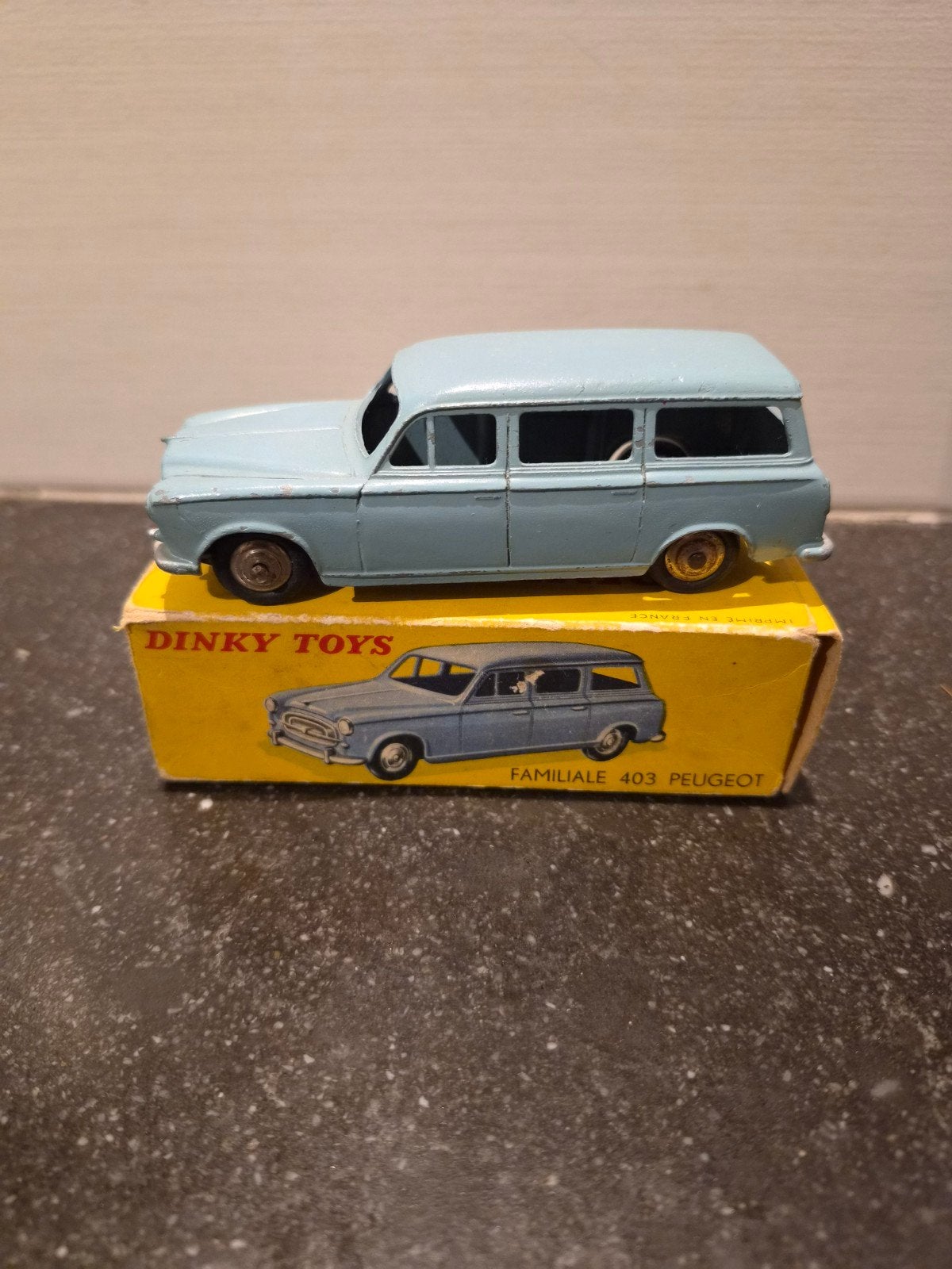 Dinky Toys Peugeot 403 Familiale - Zo goed als nieuw, Ophalen of Verzenden, Zo goed als nieuw, Auto