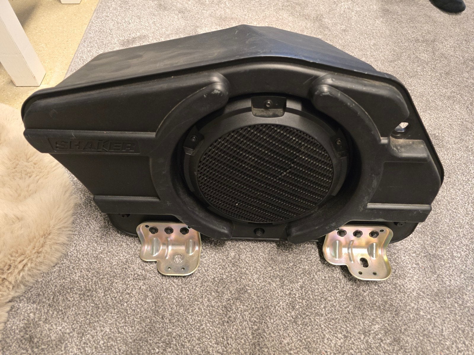 Ford Mustang MK6 Shaker Subwoofer + Pioneer Versterker, Ophalen of Verzenden, Zo goed als nieuw