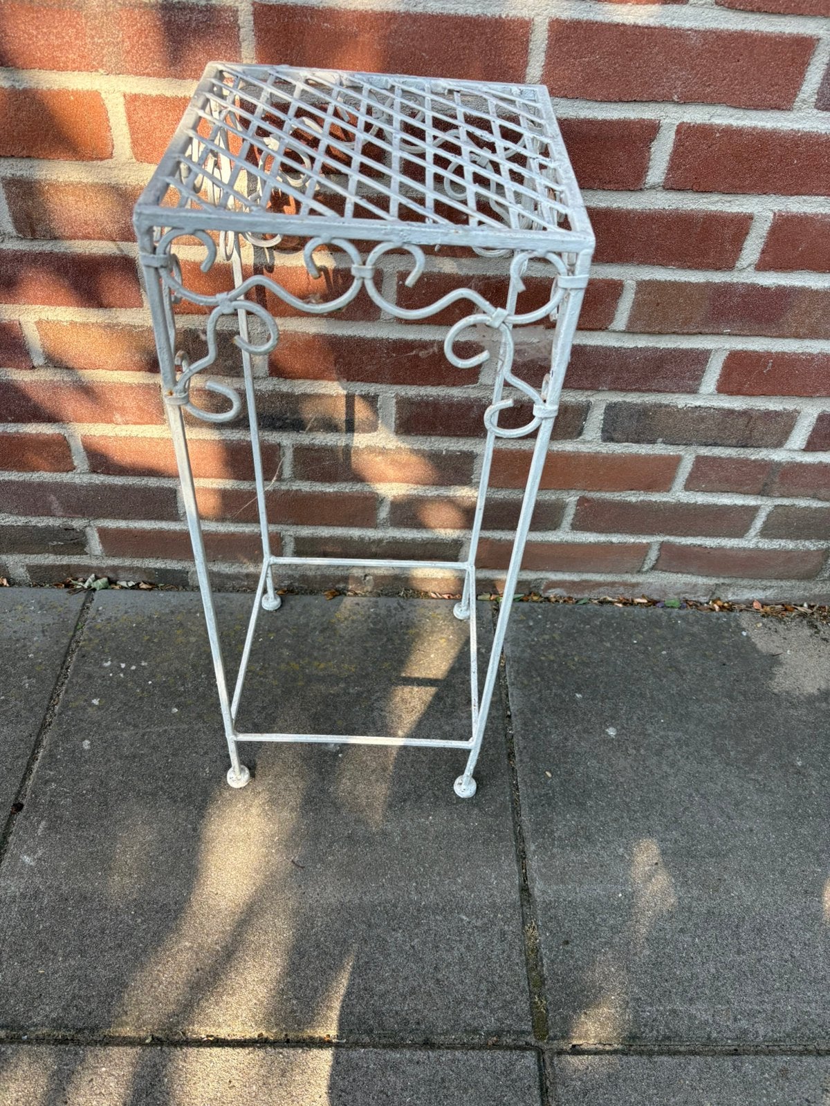 Mooi ijzeren bijzettafel, Huis en Inrichting, Tafels | Bijzettafels, 45 tot 60 cm, Minder dan 55 cm, Gebruikt, Metaal of Aluminium
