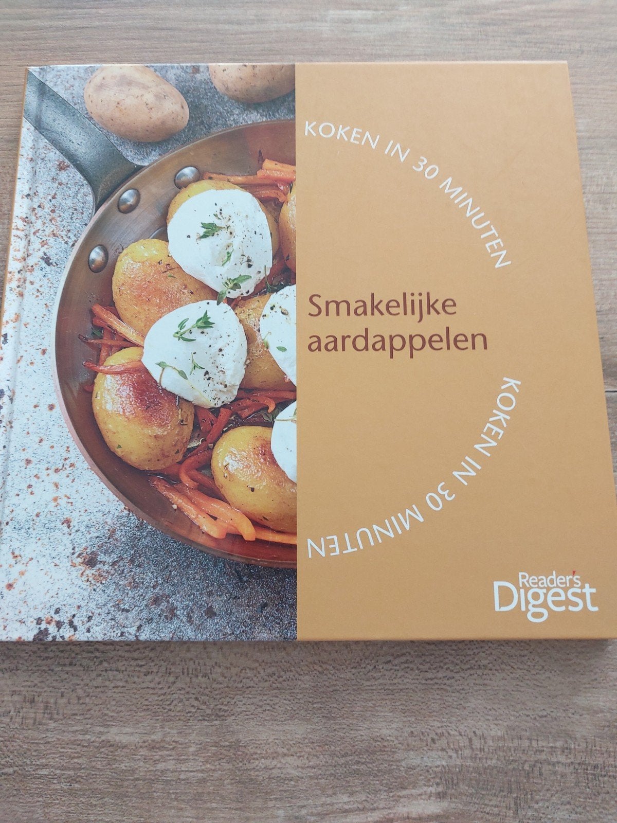 Smakelijke aardappelen, Ophalen of Verzenden, Zo goed als nieuw