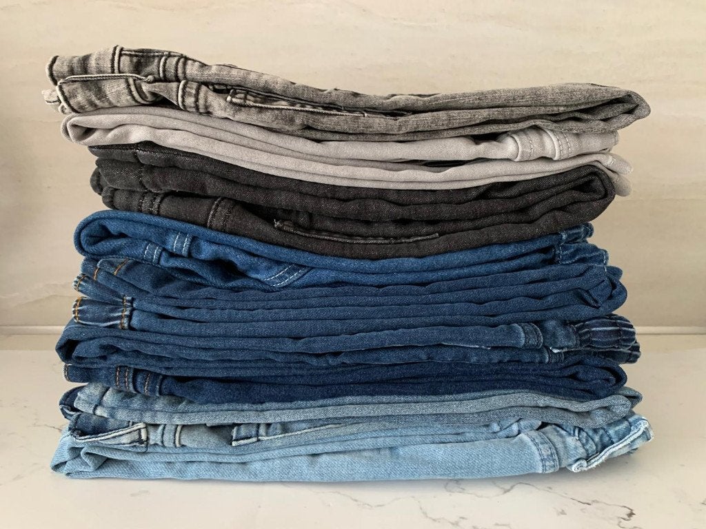 Pakket met 9 jongens spijkerbroeken maat 110, Kinderen en Baby's, Ophalen of Verzenden, Zo goed als nieuw, Jongen, Broek
