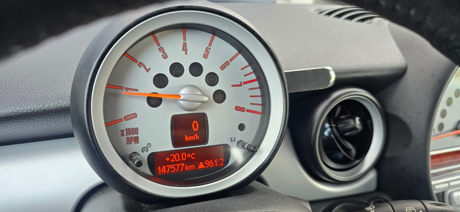 Foto 12 van Mini 1.6 Cooper PARK LANE  2007, nw apk,airco