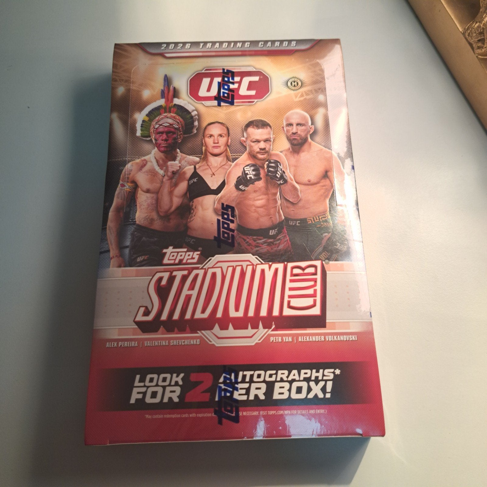 Topps UFC Stadium Club 2026 Trading Cards Boosterbox, Hobby en Vrije tijd, Ophalen of Verzenden, Nieuw, Boosterbox