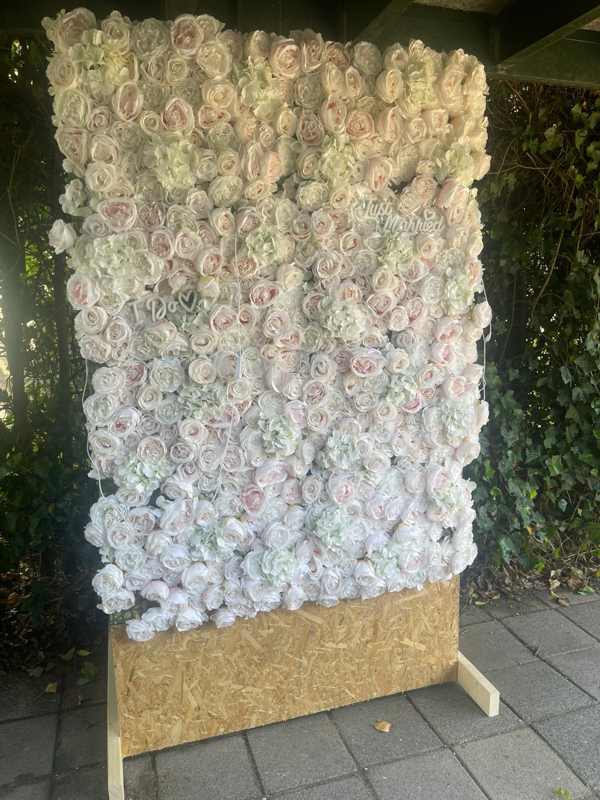 Bloemenwand bruiloft, Hobby en Vrije tijd, Ophalen, Zo goed als nieuw, Versiering, Geboorte of Huwelijk