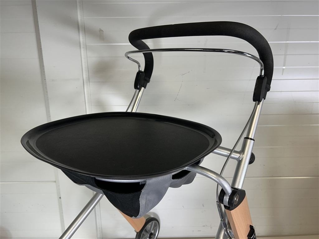 À7517. Trust opvouwbare lichtgewicht rollator, Ophalen, Lichtgewicht, Gebruikt