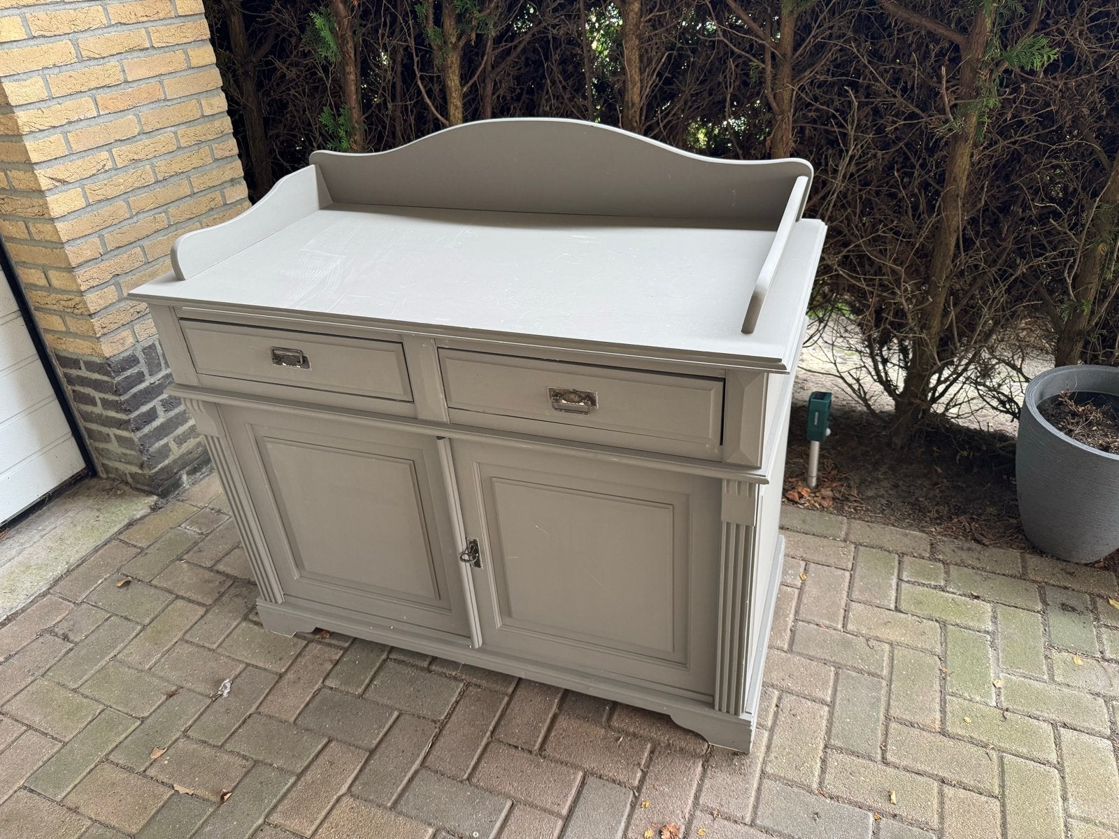 Commode/kast met lades en deuren - Grijs, Ophalen, Gebruikt, 100 tot 150 cm, Met lade(s)