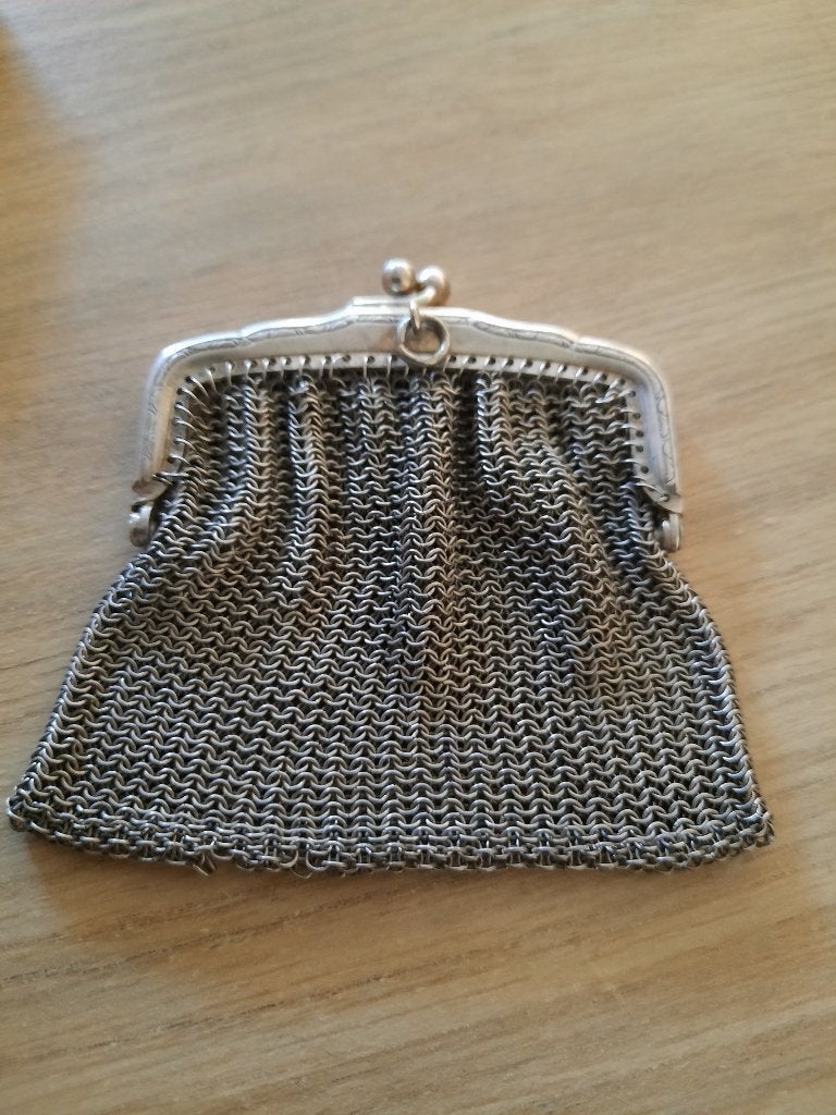 Beursslapper damestasje, Ophalen of Verzenden, Gebruikt, Overige kleuren, Met knipsluiting