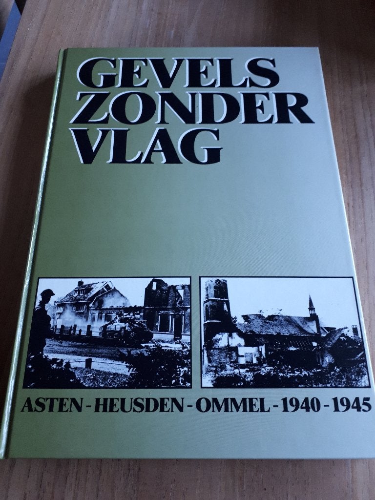 gevels zonder vlag Asten-Heusden-Ommel 1940-1945, Ophalen of Verzenden, Tweede Wereldoorlog, Zo goed als nieuw, Overige onderwerpen