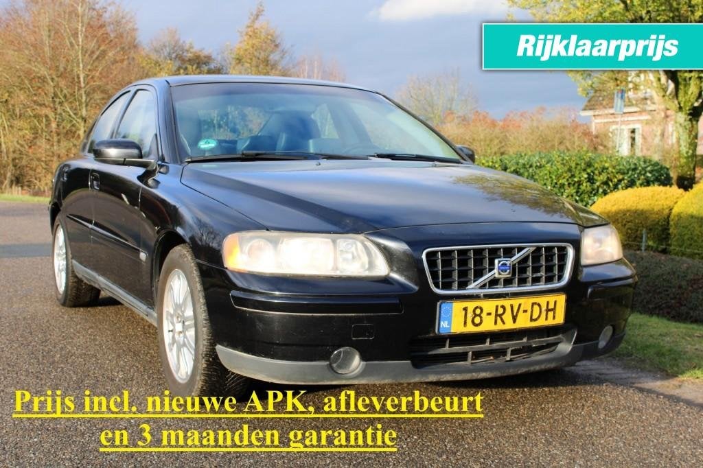 Volvo S60 2.4 140pk Kinetic Chrono ECC/cruise/navi/PDC/half, Auto's, Voorwielaandrijving, Gebruikt, Huisgarantie, Met garantie (alle)