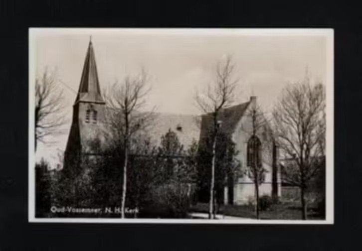 Oud-Vossemeer Ned. Herv. Kerk 1940., Ophalen of Verzenden, 1940 tot 1960, Ongelopen, Zeeland