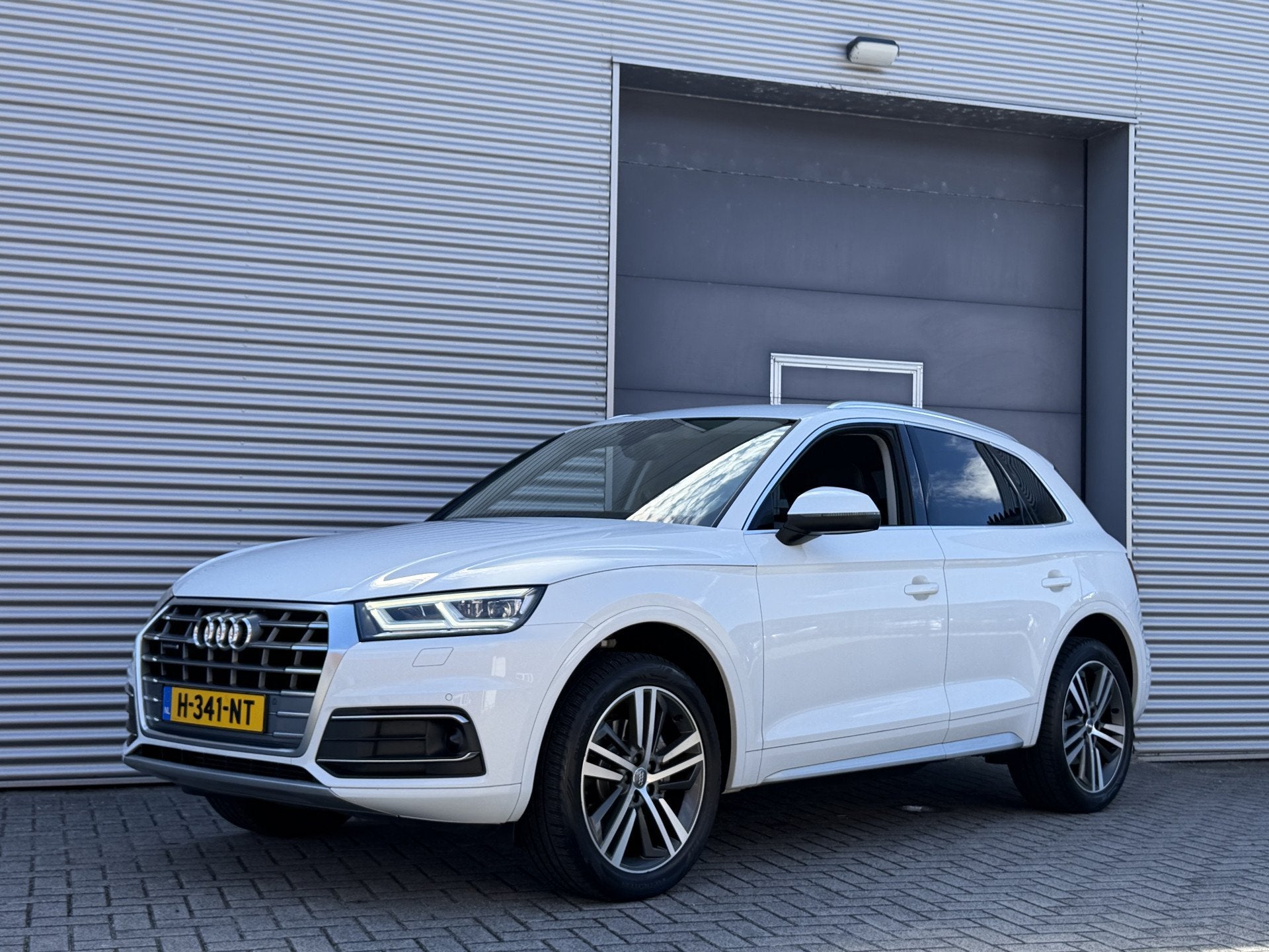 Audi Q5 45 TFSI quattro Pro Line I Aut. I ACC I Navi I Leder, Gebruikt, 4 cilinders, Wit, Bedrijf