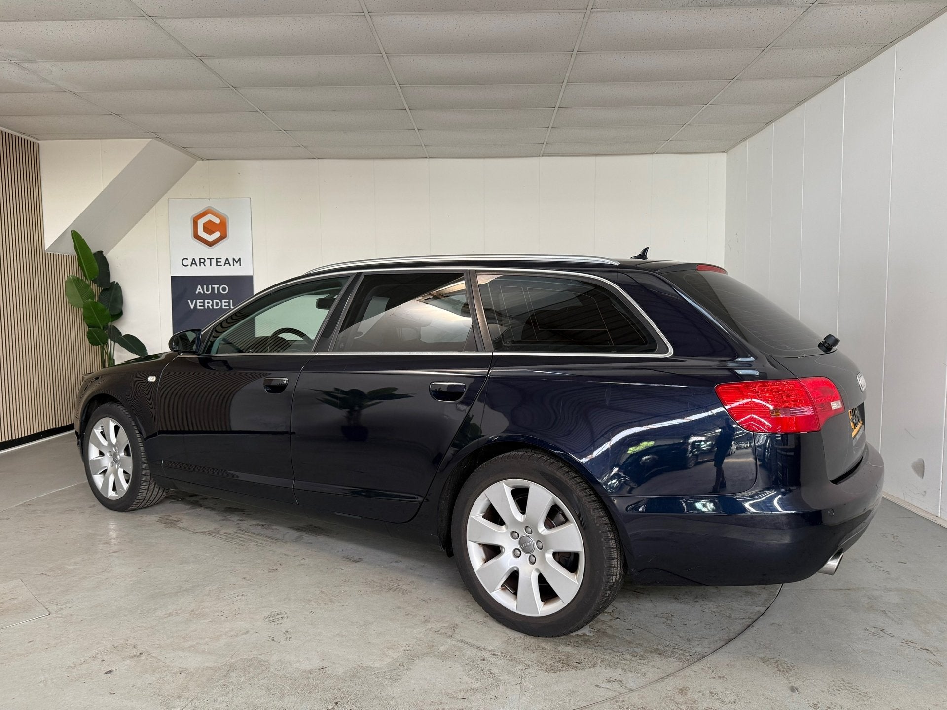Audi A6 Avant 4.2 FSI quattro Airco, Leder Automaat, LMV, Na, Auto's, Audi, Automaat, Gebruikt, 8 cilinders, Blauw
