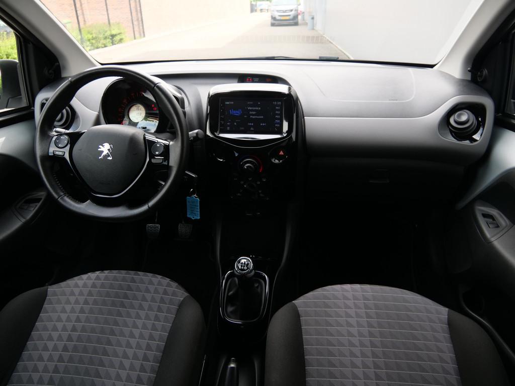 Peugeot 108 1.0 e-VTi Active 73 Pk Apple Carplay / DAB / Air, Voorwielaandrijving, Stof, Gebruikt, 4 stoelen