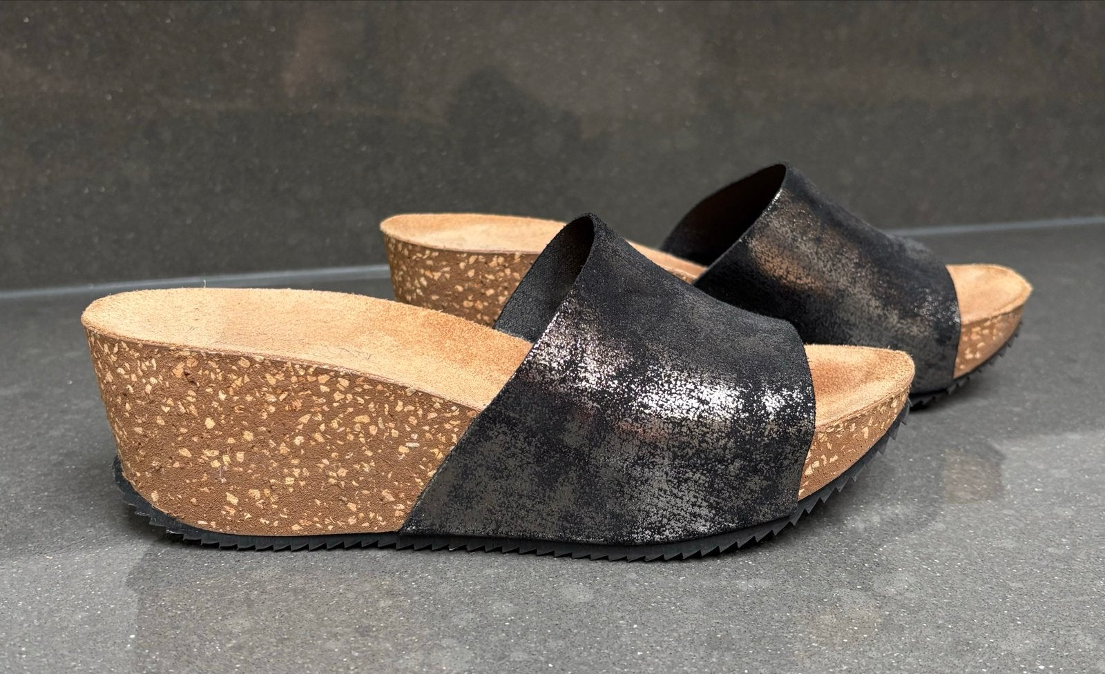 Lazamani slippers met kurkzool, Slippers, Verzenden, Zwart, Zo goed als nieuw