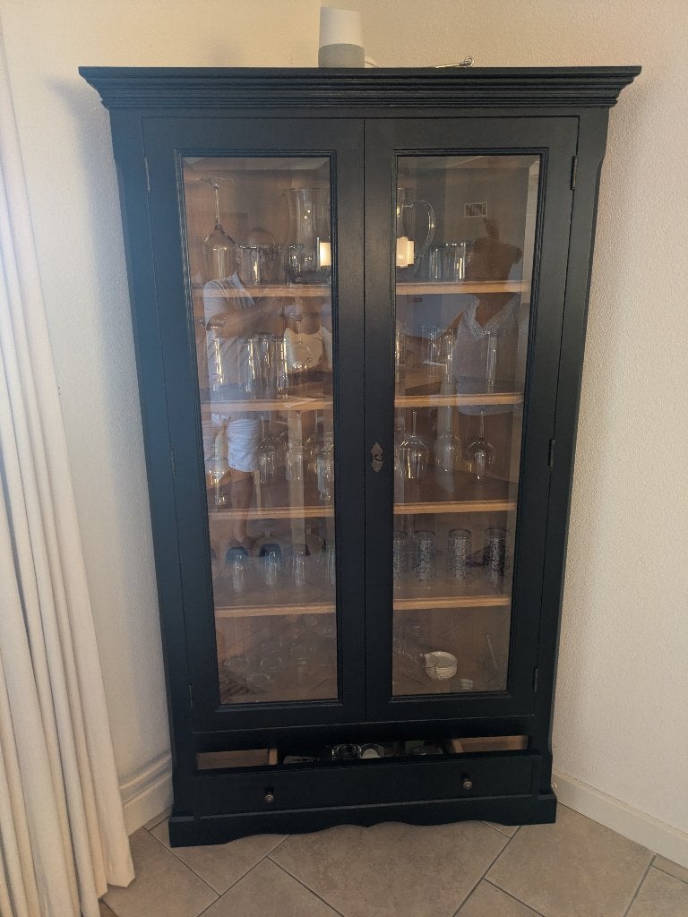 vitrine hoekkast; zwart, Ophalen, Gebruikt, 50 tot 100 cm, 150 tot 200 cm