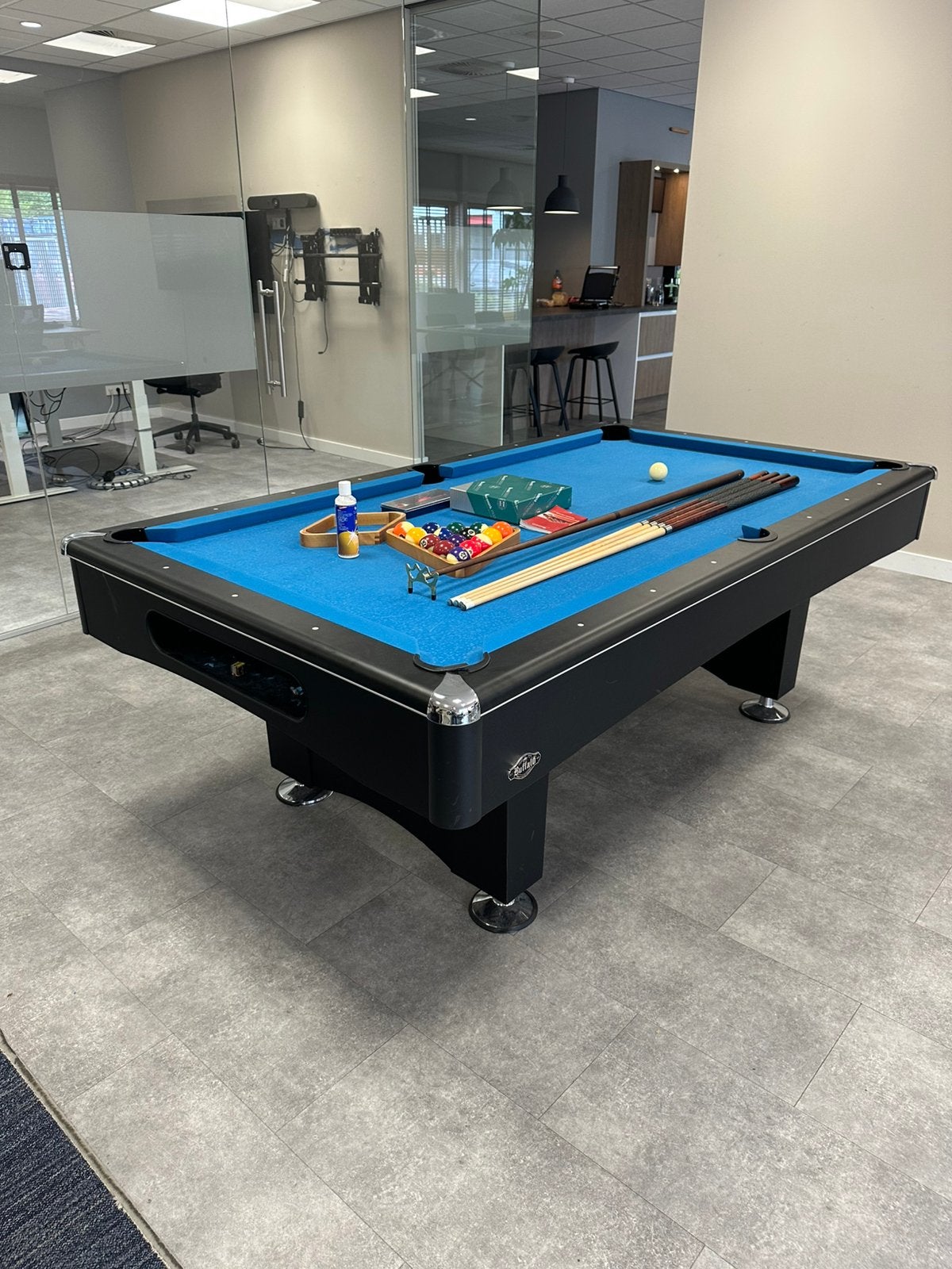 Pooltafel compleet met accessoires, Ophalen, Zo goed als nieuw, Pooltafel
