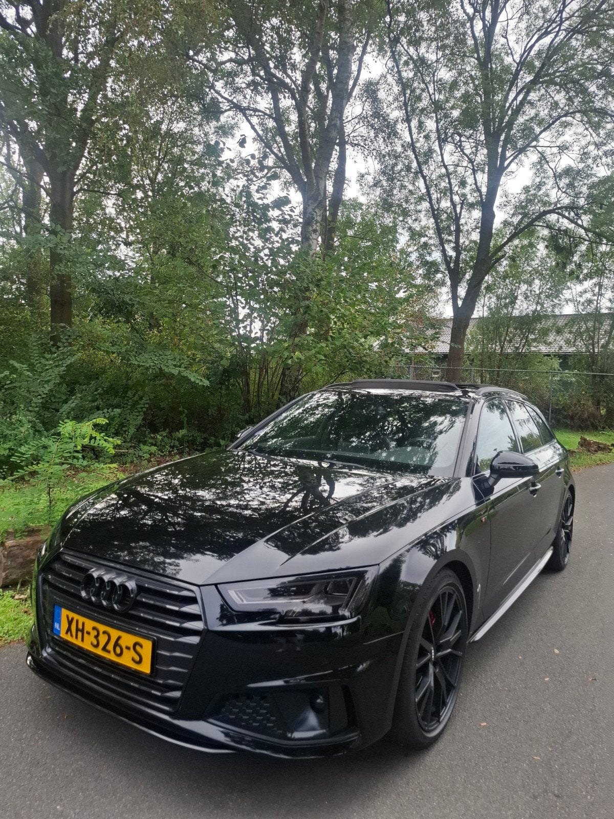 Audi A4 Avant 35 Tfsi 245pk S-Line model 2019 Black on Black, Automaat, Achterwielaandrijving, 4 cilinders, 1984 cc