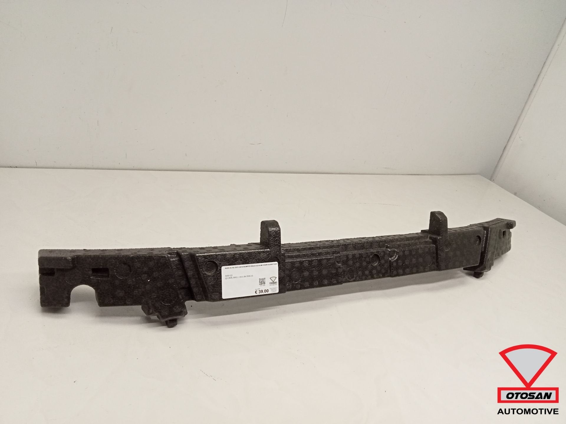 Audi a3 8U 2011-2019 bumper balk schuim voor 8u0807550d, Gebruikt, AUDI AG, Auto-Union-Strasse 1
85045  Ingolstadt, DE, Kundenbetreuung@audi.de