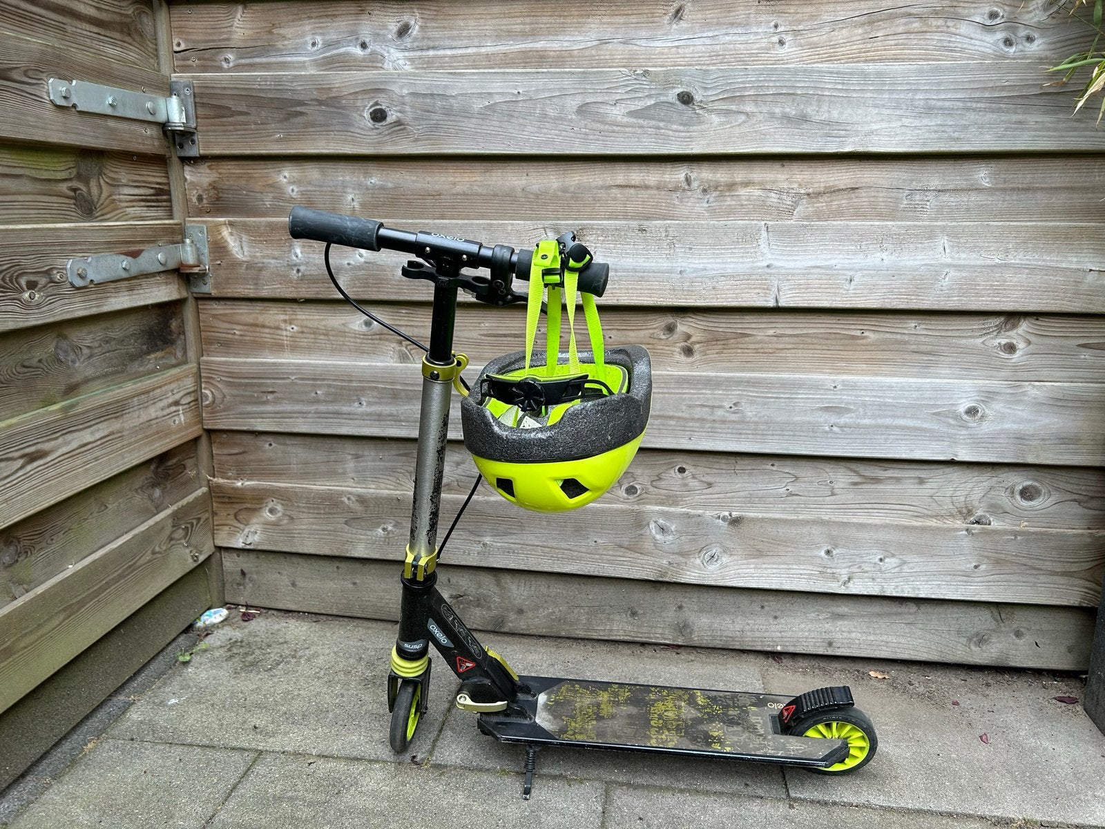 Oxelo step met helm - Gebruikt, maar in goede staat, Fietsen en Brommers, Steps, Ophalen, Gebruikt, Gewone step