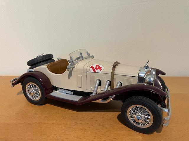 Bburago 1:18 Mercedes-Benz SSK, Ophalen of Verzenden, Zo goed als nieuw, Auto, Bburago