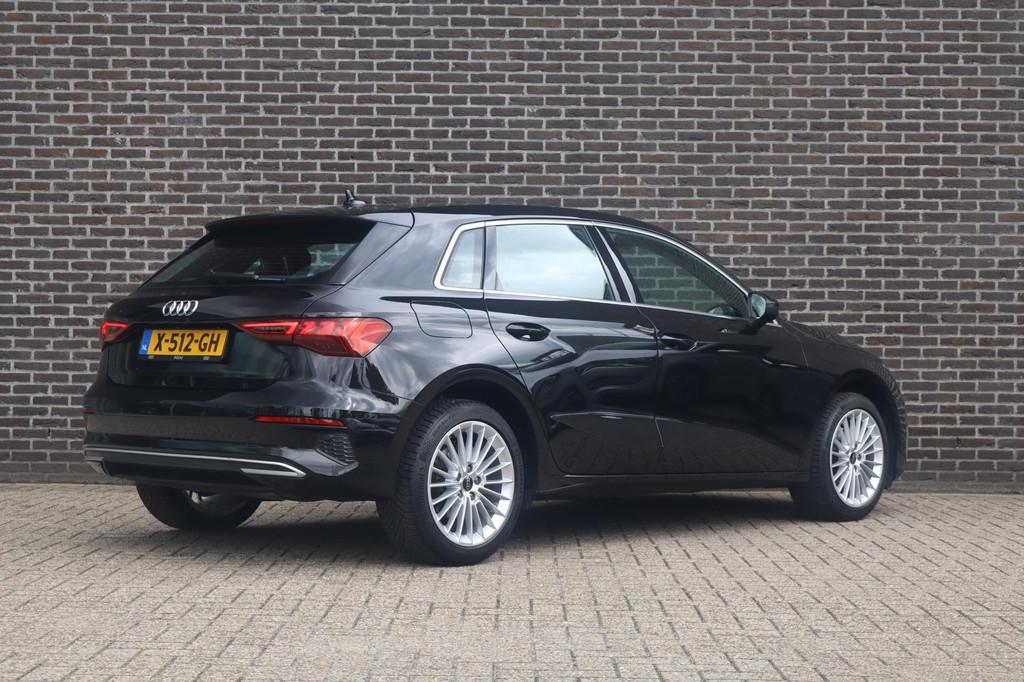 Audi A3 Sportback 30 TFSI 110pk S-tronic Advanced Edition |, Auto's, Audi, 12 maanden, Stof, Gebruikt, Zwart
