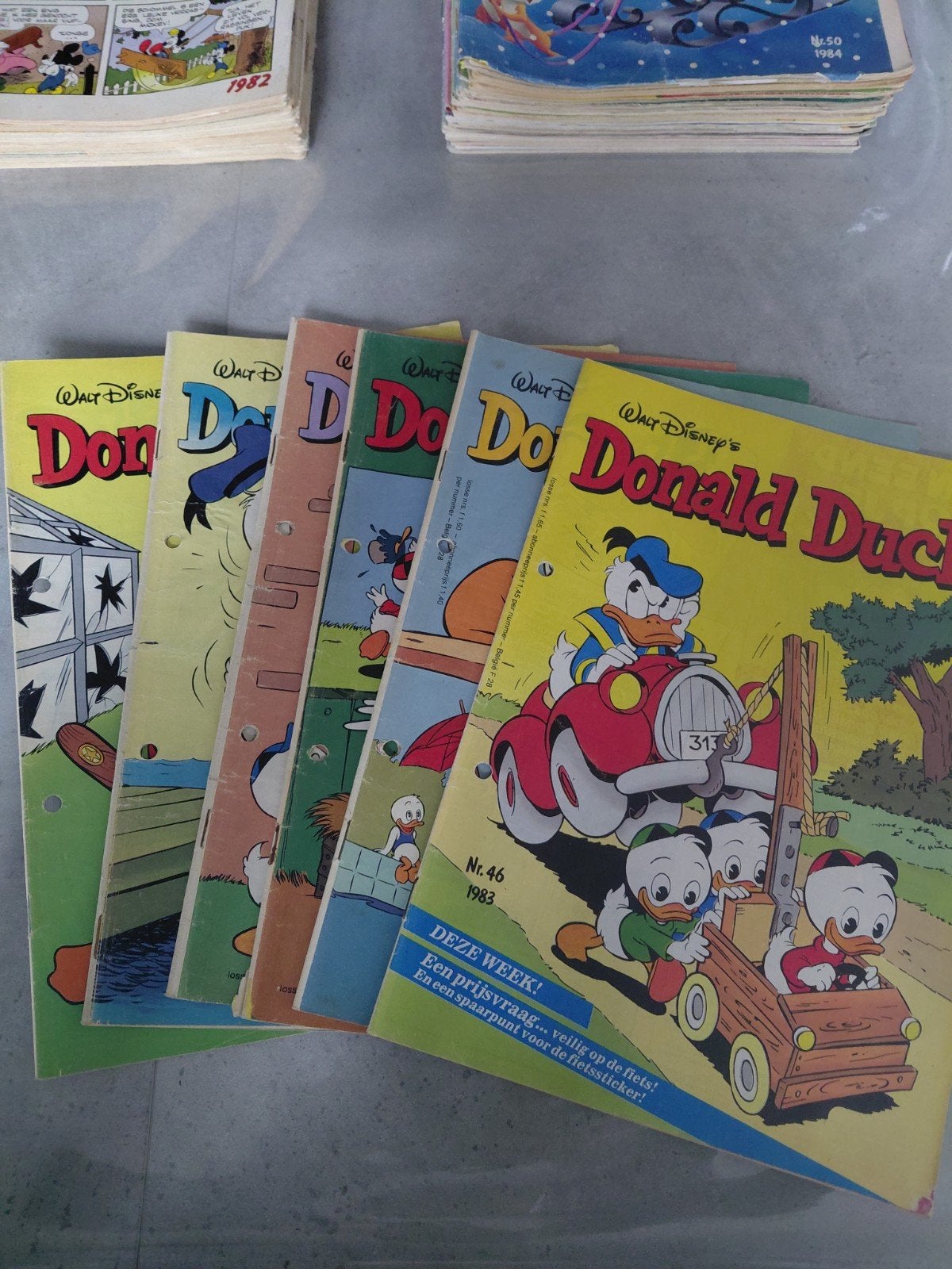 Donald Duck stripboeken uit 1983 - Diverse nummers, Boeken, Meerdere stripboeken, Ophalen, Gelezen, Walt Disney
