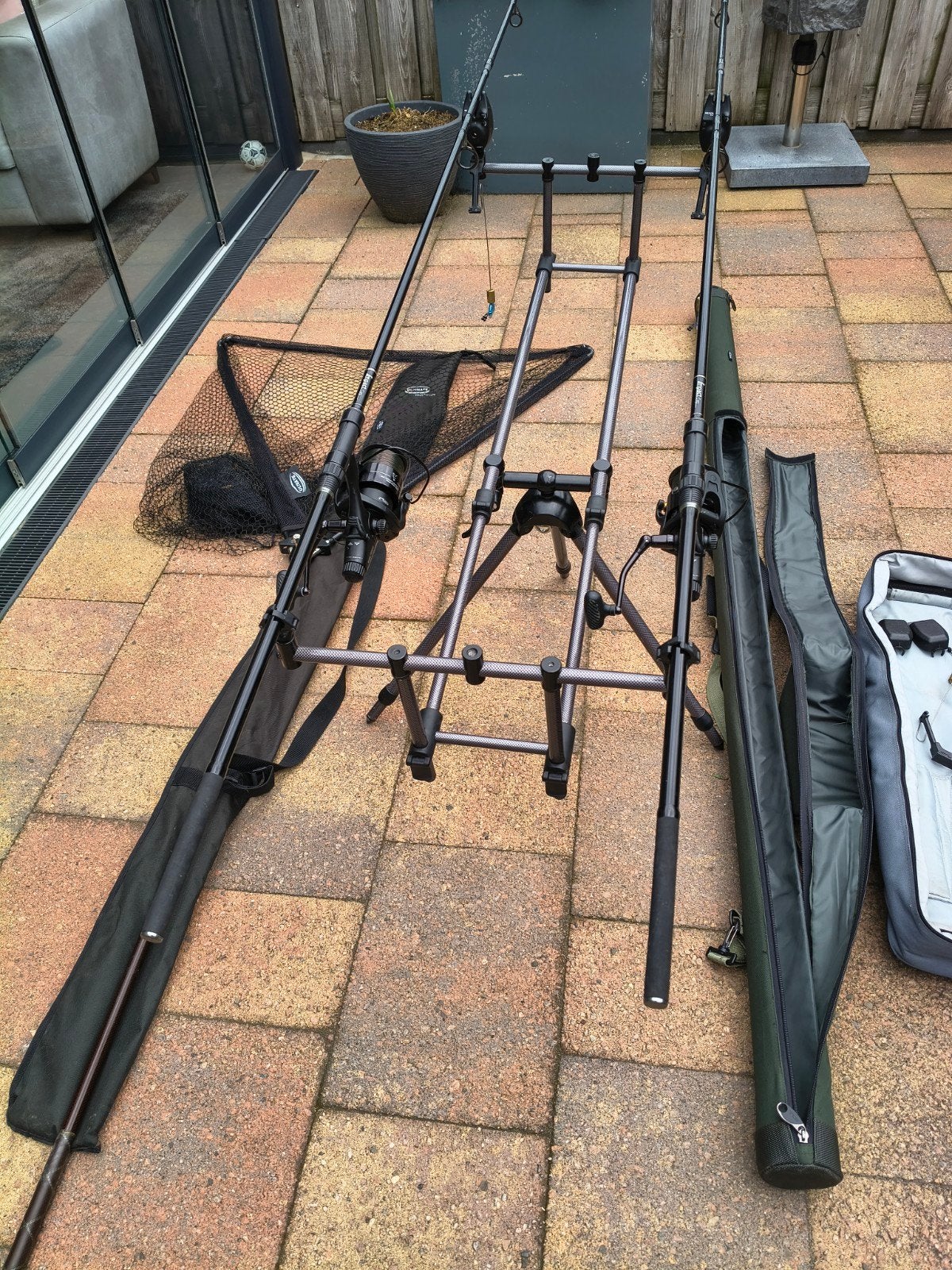 Complete Karper Set Inclusief Voerboot en Accessoires, Ophalen of Verzenden, Gebruikt, Complete set