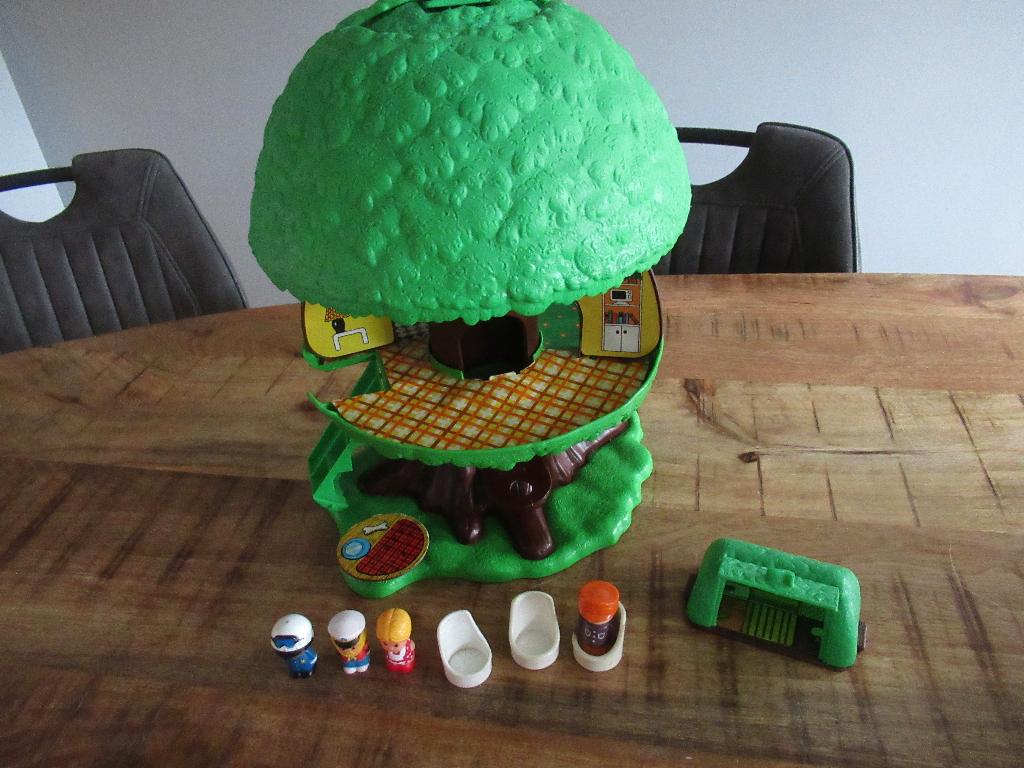 Boomhuis Speelboom Tree tots Kenner Klorofil 1975 + extra, Ophalen of Verzenden, Gebruikt, Poppenhuis