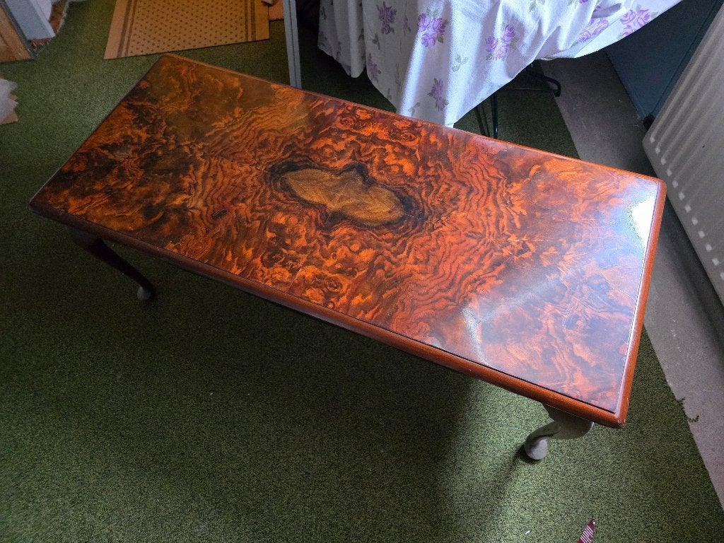 Salontafel van prachtig notenhout, Ophalen, 100 tot 150 cm, Klassiek, 50 tot 100 cm