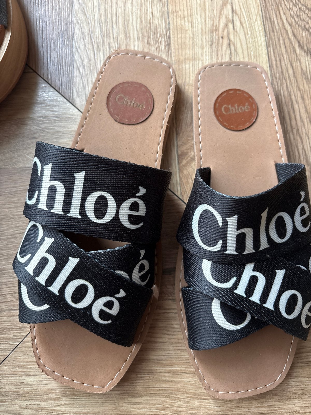 Chloé slippers maat 39, Kleding | Dames, Schoenen, Ophalen of Verzenden, Gedragen, Zwart, Slippers