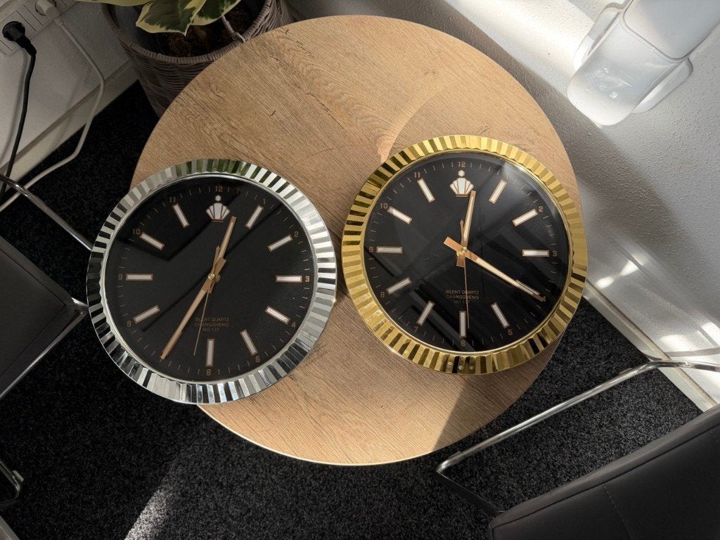 Nieuwe Rolex Datejust Wandklok Klok Black / Silver !, Ophalen of Verzenden, Nieuw, Wandklok