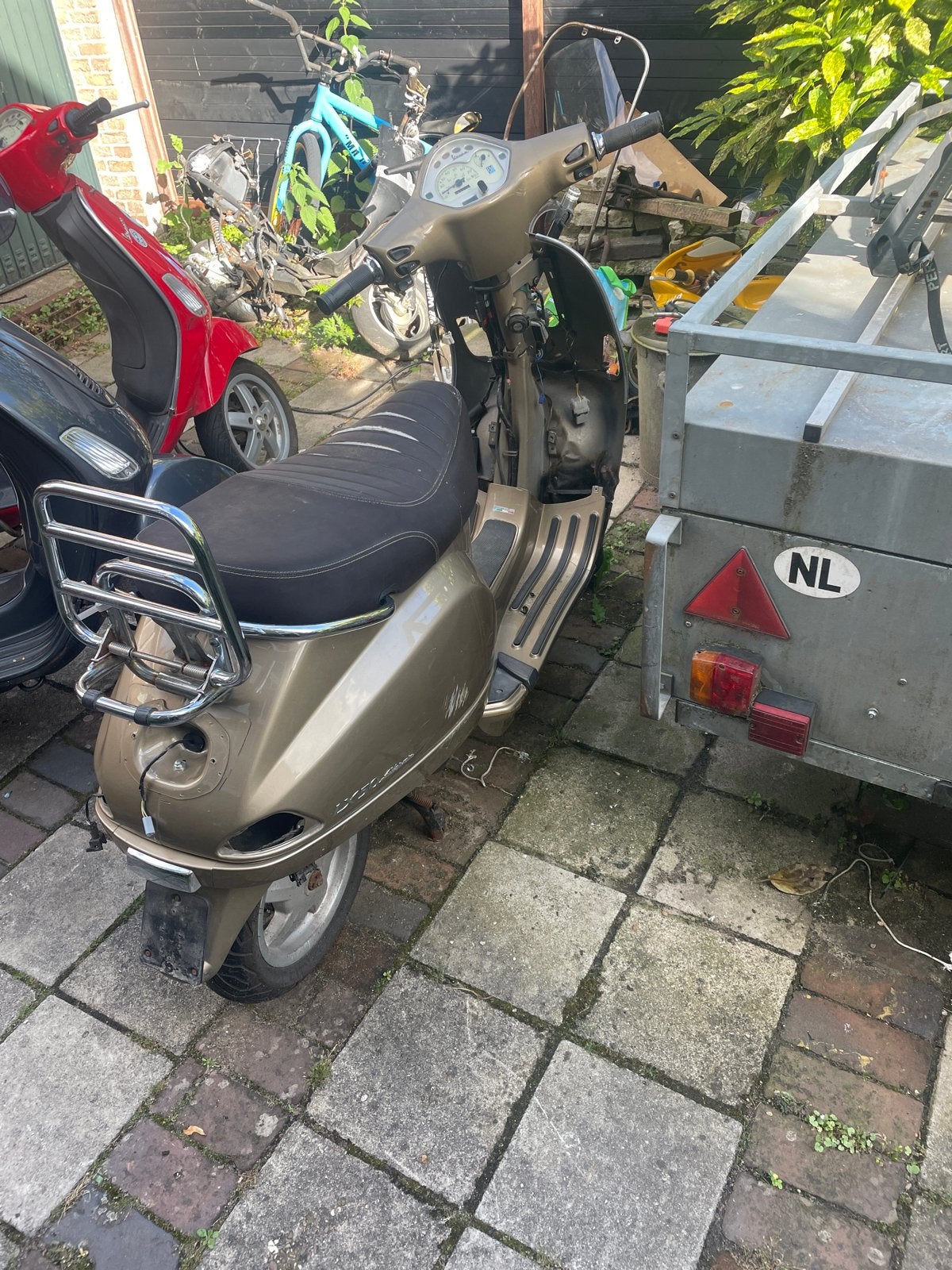 Vespa LX 50 met elektrisch probleem - start niet, Fietsen en Brommers, Scooters | Vespa, Gebruikt, Maximaal 45 km/u, Ophalen of Verzenden
