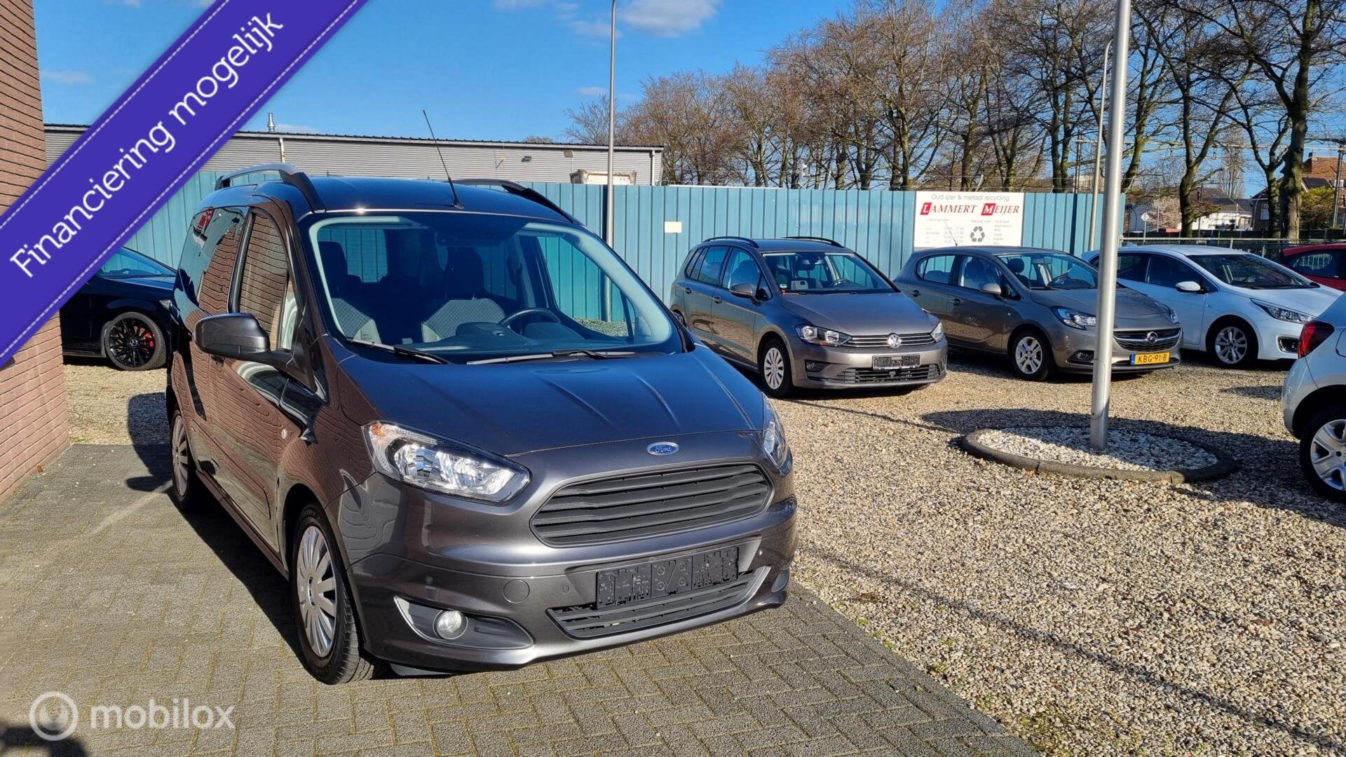 Ford Tourneo Courier 1.0 Titanium stoelverwarming , airco ., Auto's, Voorwielaandrijving, Gebruikt, Bedrijf, 19 km/l