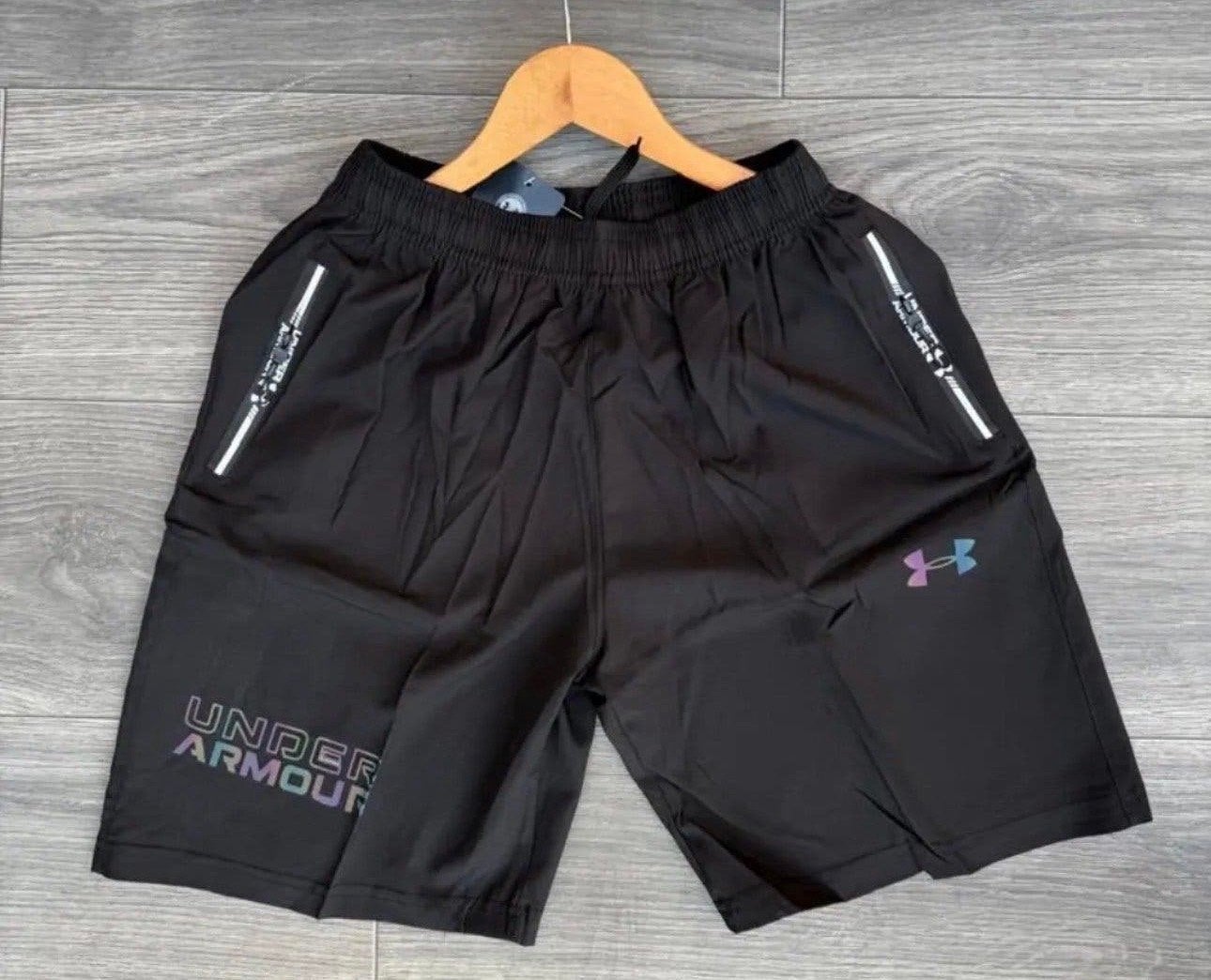 Under Armour sportshorts voor heren, Maat 52/54 (L), Fitness, Zwart, Nieuw