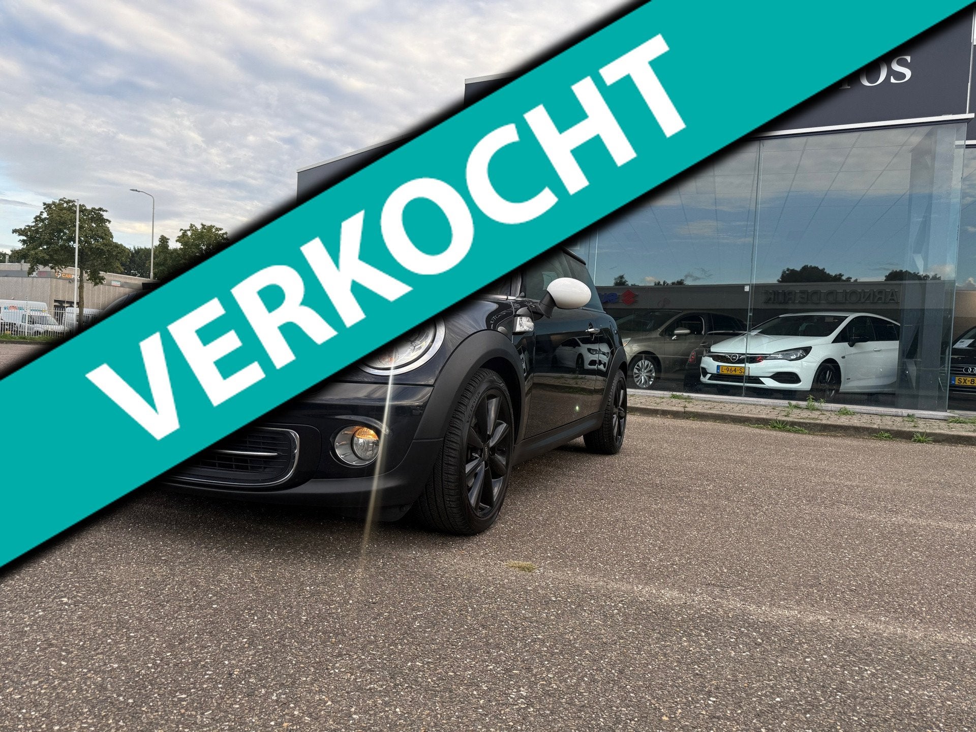 Mini 3-Deurs 1.6 Cooper Westminster I pano I Cruisecontrol I, Voorwielaandrijving, Gebruikt, 4 cilinders, 4 stoelen