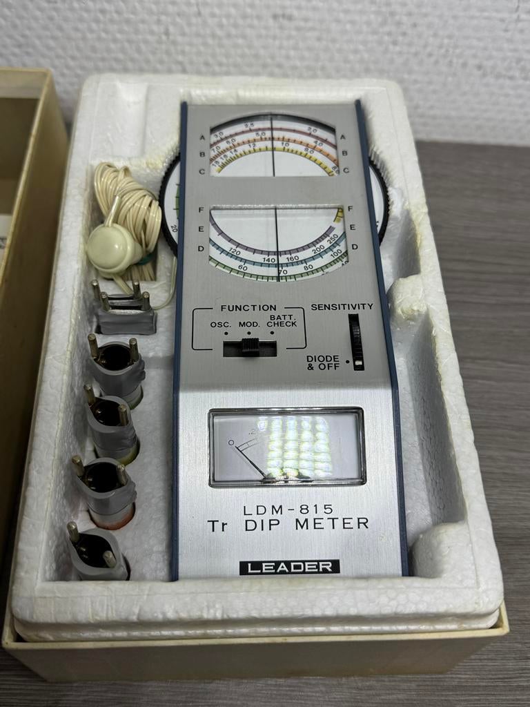 Leader LDM815 dipmeter als nieuw, Ophalen of Verzenden, Zo goed als nieuw, Zender en Ontvanger