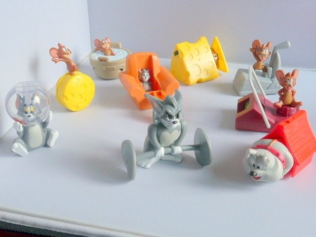McDonalds 2020 # Tom en Jerry (9x), Verzamelen, Ophalen of Verzenden, Overige figuren, Zo goed als nieuw, Beeldje of Figuurtje