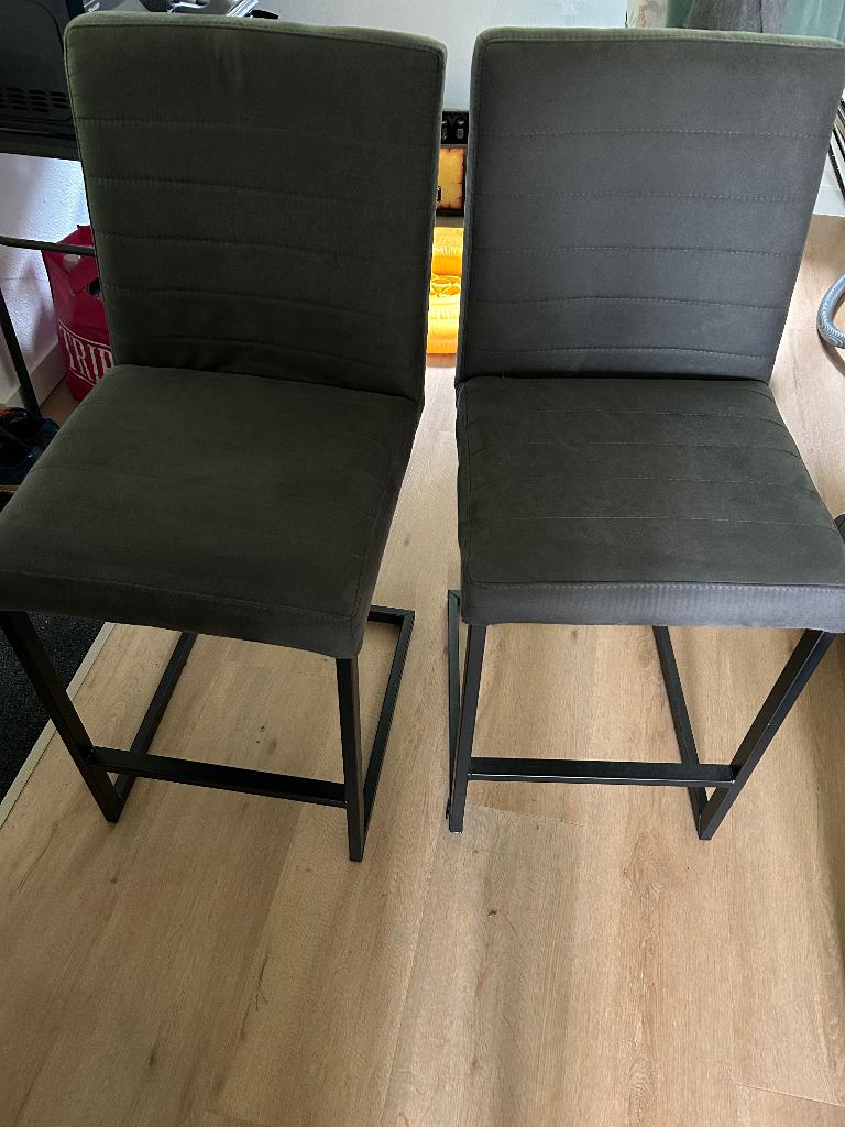 Gestoffeerde barstoelen, Ophalen, Kunststof, Met voetsteun, Zo goed als nieuw