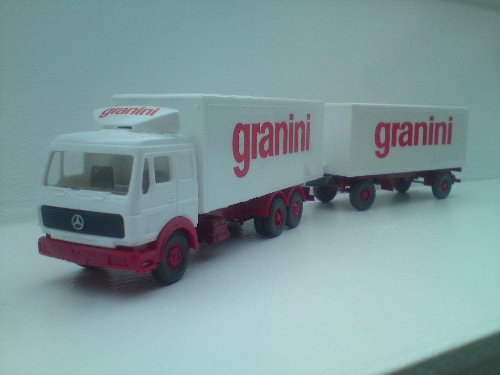 Wiking Mercedes ng combinatie Granini., Ophalen of Verzenden, Zo goed als nieuw, Bus of Vrachtwagen, Wiking