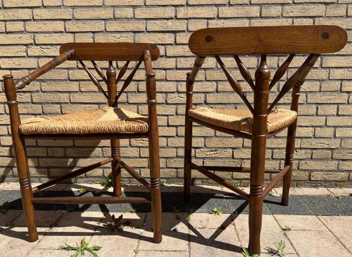 2 Eiken Hoekstoelen in Nieuwstaat, Ophalen, Zo goed als nieuw, Bruin, Twee