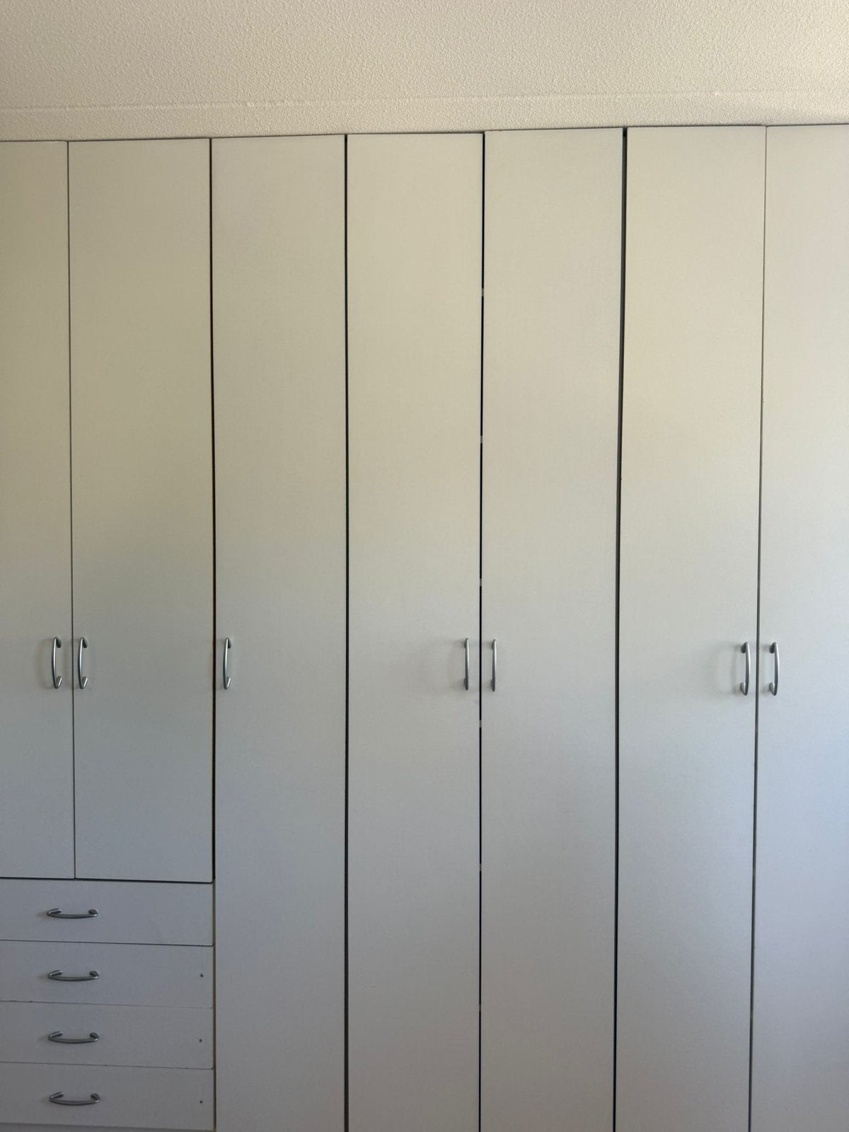 Kledingkast  KLEDING KAST, Ophalen, Zo goed als nieuw, 50 tot 75 cm, 200 cm of meer