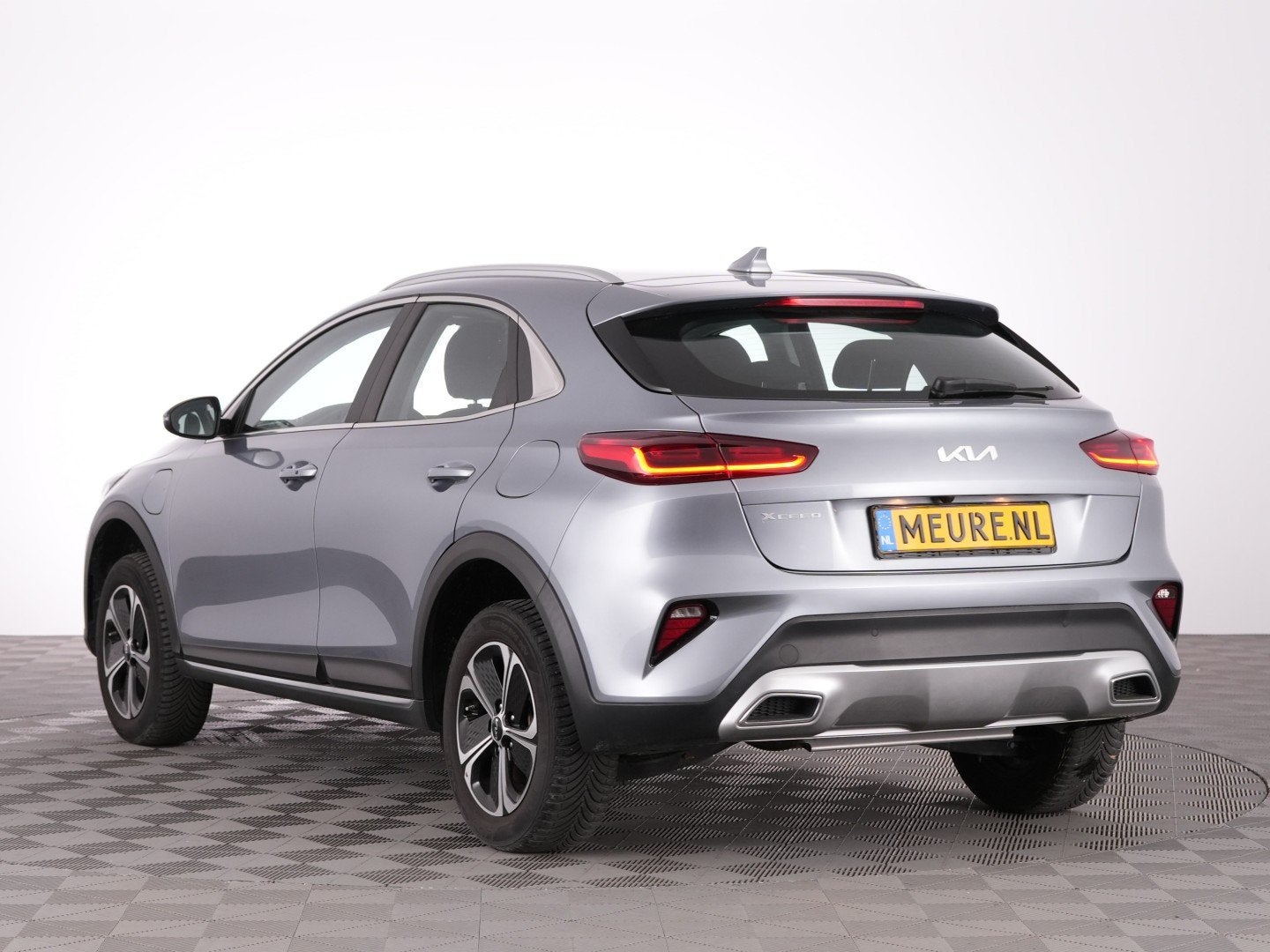 Kia XCeed 1.6 GDi PHEV DynamicLine | CARPLAY | Full LED | St, Stof, Gebruikt, 4 cilinders, 1 kg