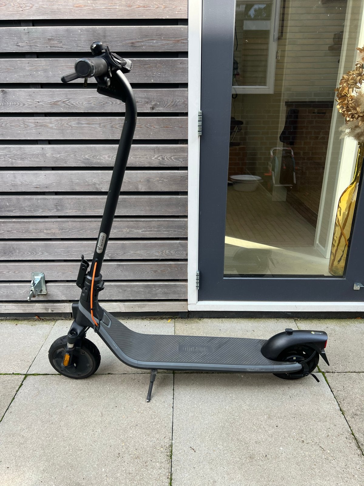 Ninebot E2 plus elektrische step, Ophalen, Zo goed als nieuw, Elektrische step (E-scooter)