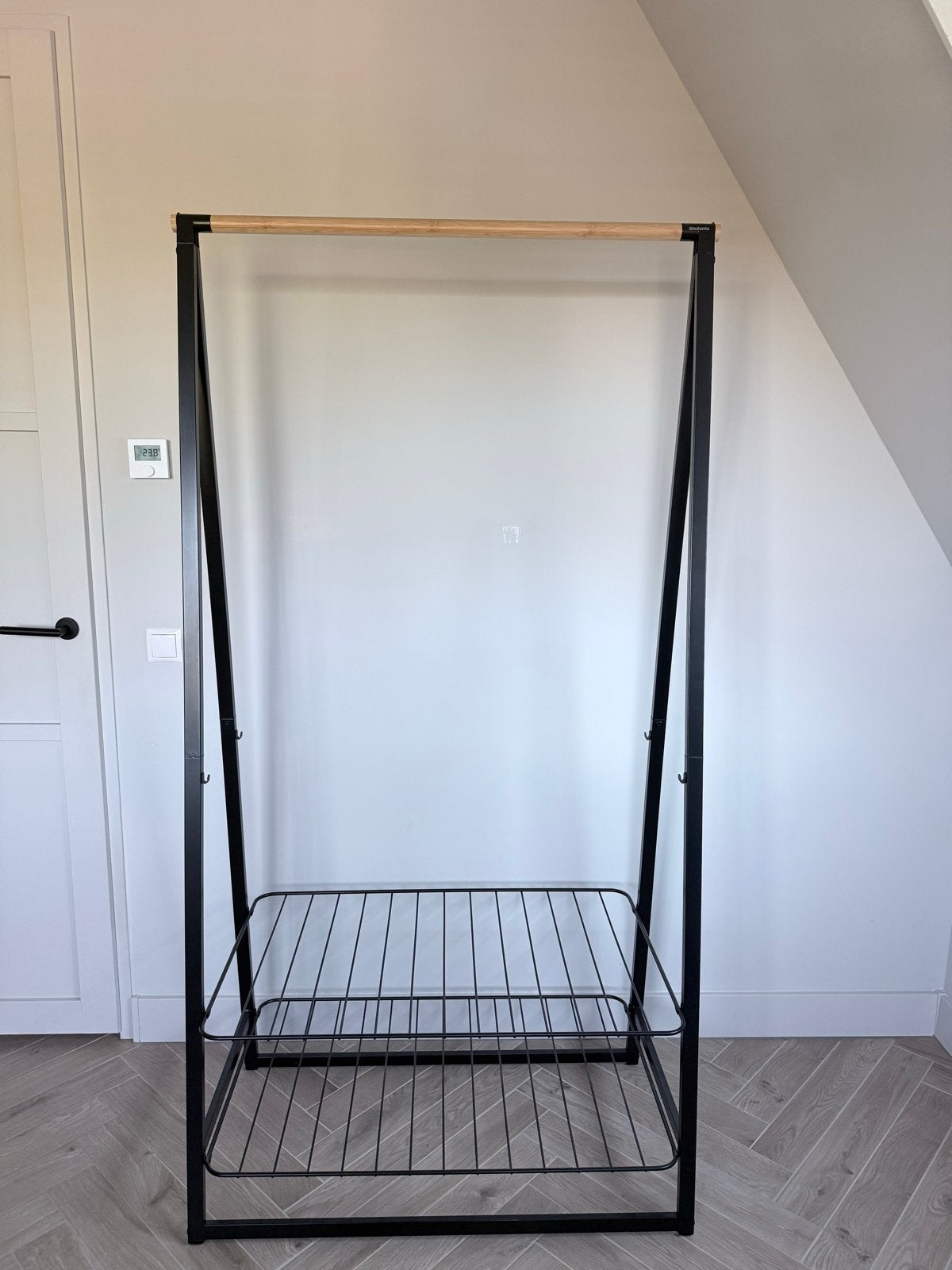 Brabantia Linn Kledingrek - Zwart met Bamboe - 190x99x57 cm, Ophalen, Zo goed als nieuw