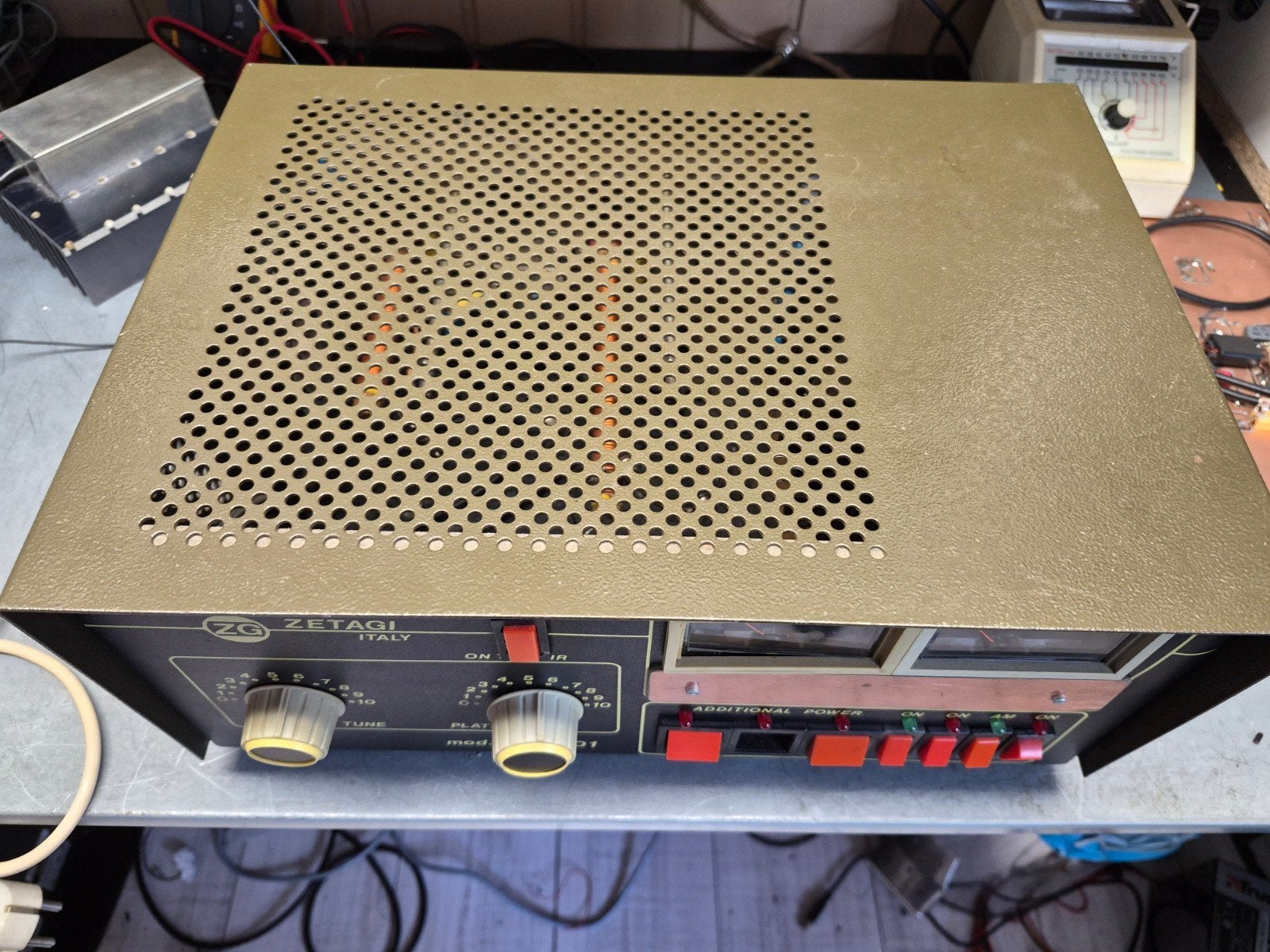 Zetagi BV 2001, Telecommunicatie, Ophalen
